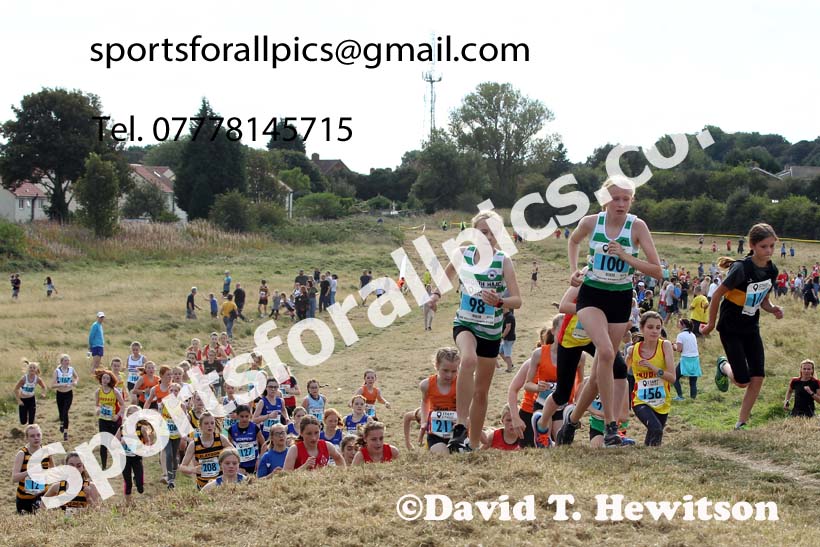 Girls under-13s 2021 North Eastern League, Wrekenton, Low Fell, Gateshead. Photo: David T. Hewitson/Sports for All Pics